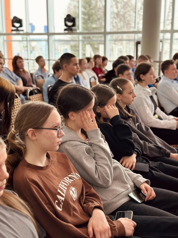 P_s89YPqJW8.jpg P_s89YPqJW8.jpg