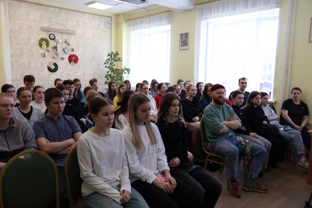 4qaov4Hafi8.jpg 4qaov4Hafi8.jpg