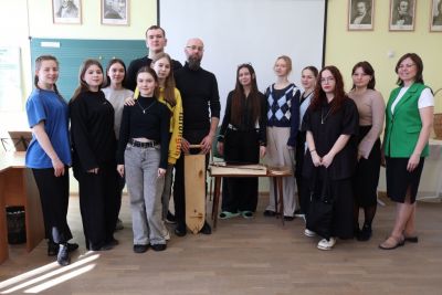 Студенты колледжа стали активными участниками интерактивной архаичной музыкальной программы «Звуки Севера»! Студенты колледжа стали активными участниками интерактивной архаичной музыкальной программы «Звуки Севера»!