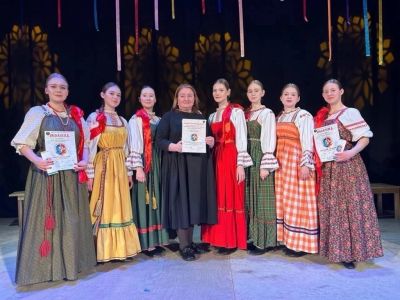 Студенты Этнохудожественного отделения - призёры Пятого открытого детско-юношеский районного конкурса «НАЧИНАЮ ПРИПЕВАТЬ»! Студенты Этнохудожественного отделения - призёры Пятого открытого детско-юношеский районного конкурса «НАЧИНАЮ ПРИПЕВАТЬ»!