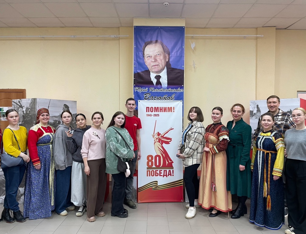 HXitWKVoUrs.jpg HXitWKVoUrs.jpg