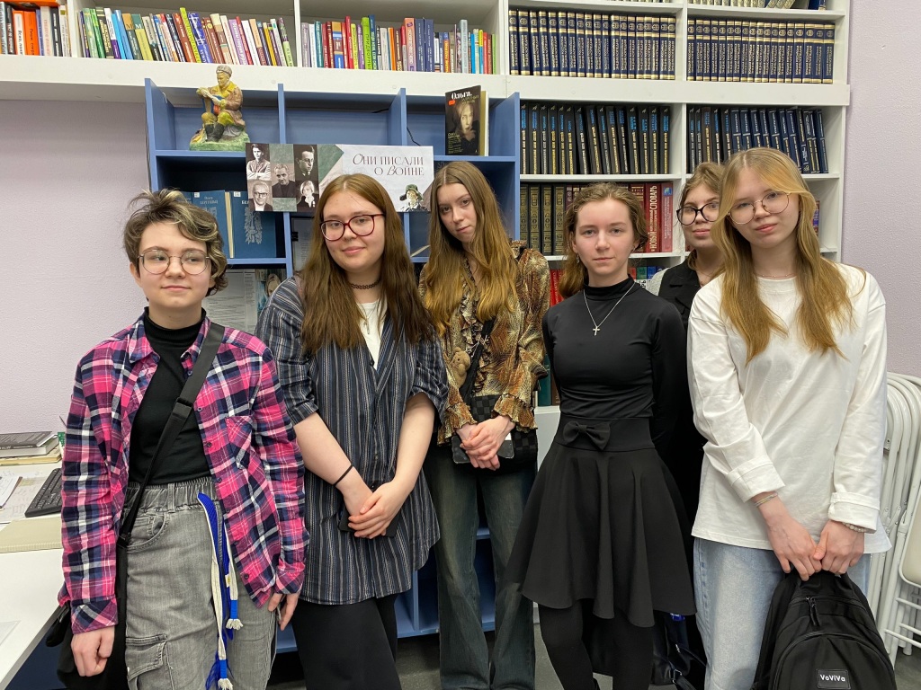 DJHIJAJ9K4s.jpg DJHIJAJ9K4s.jpg