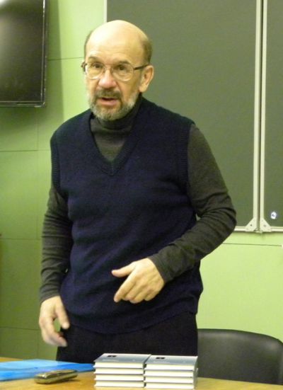 Состоялась встреча с писателем А.В.Суворовым